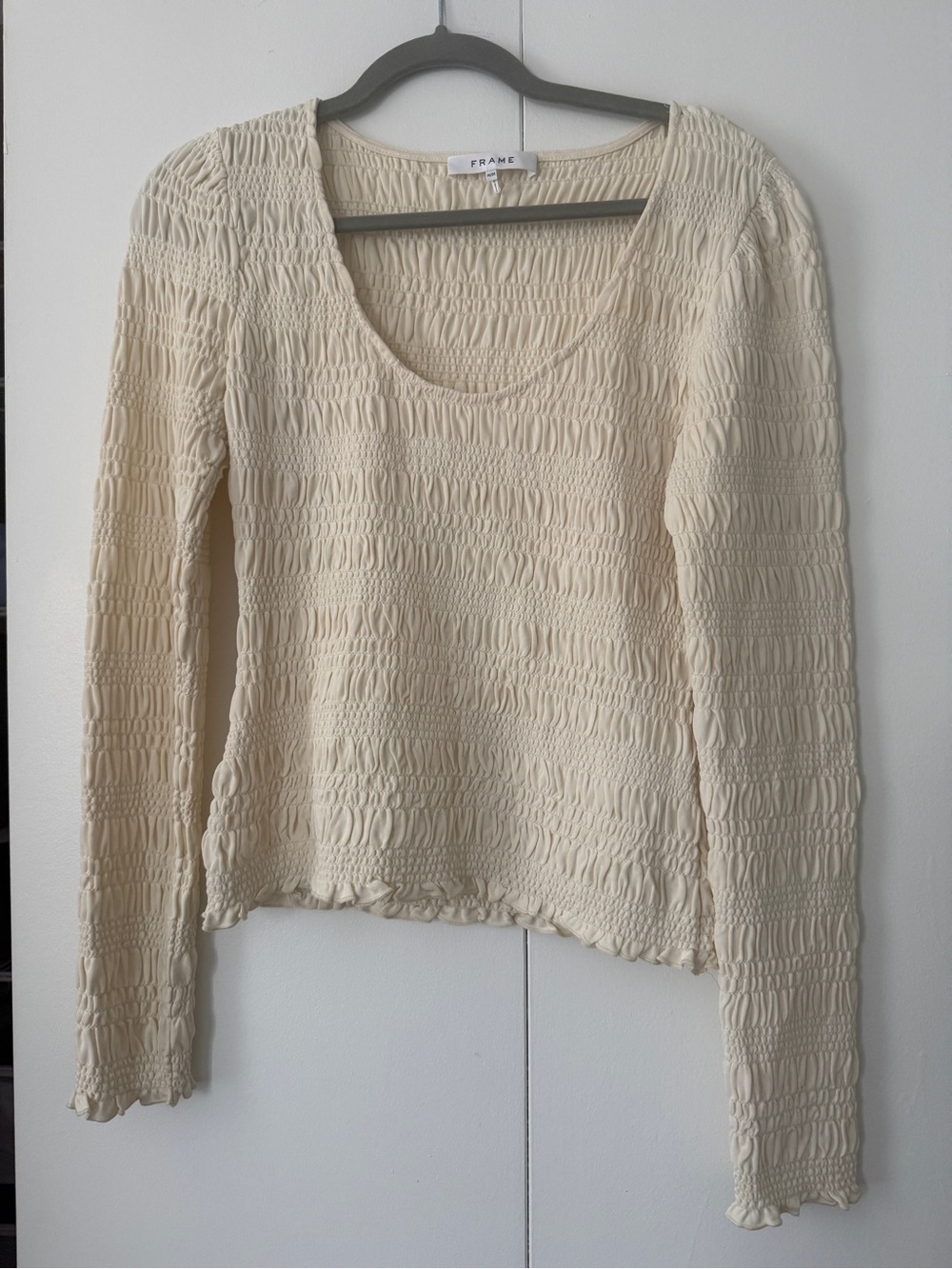 Frame Denim Cream Smocked Scoop-Neck Long Sleeve Top